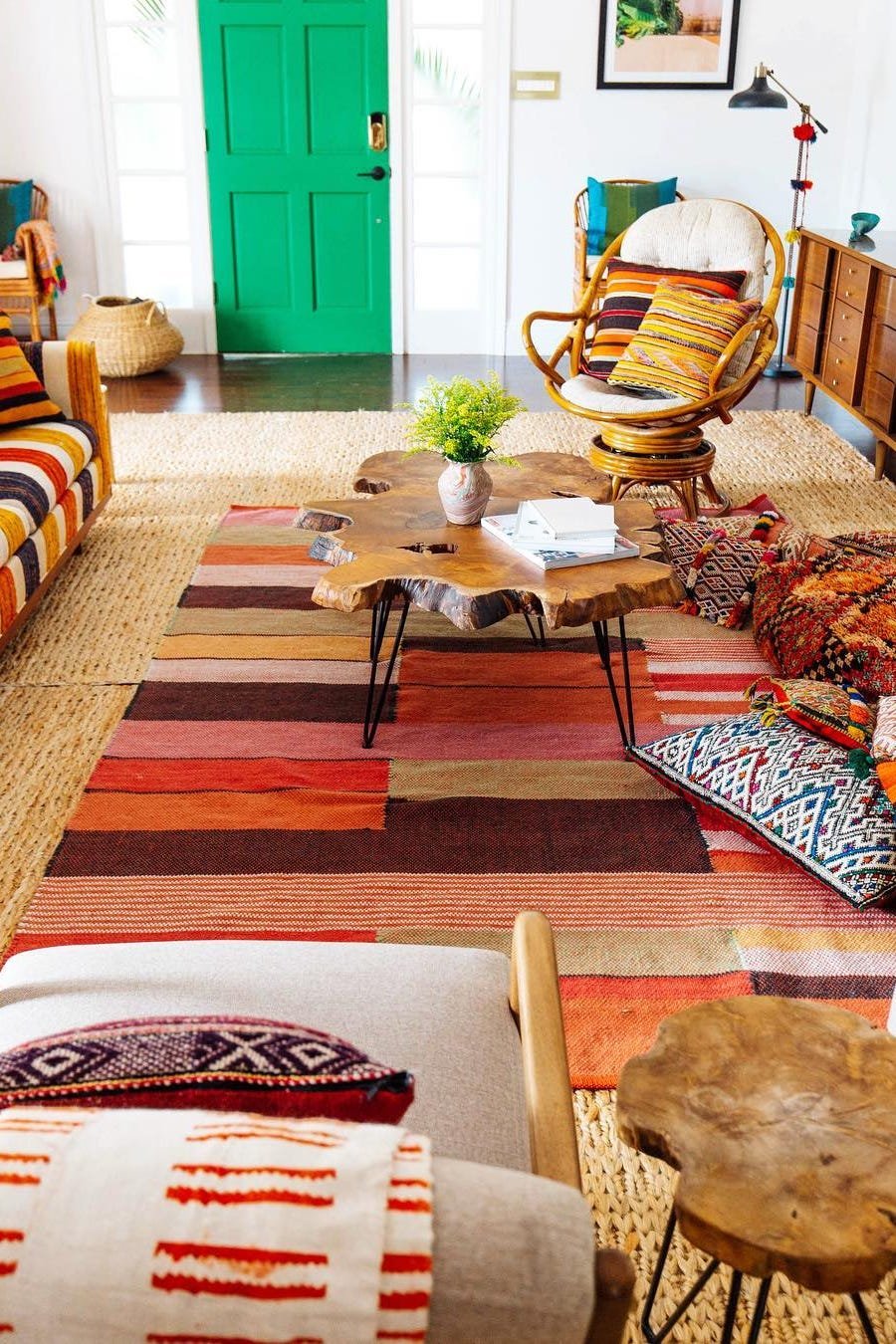 Statement Runners for Hallways