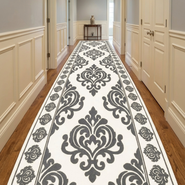 Heritage Noir Damask Hand Tufted Wool Rug