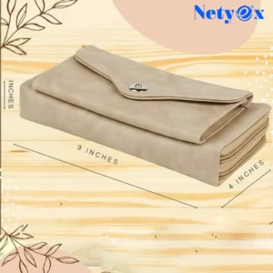 Discover the perfect blend of style and functionality with our latest women's wallet and clutch collection. Ideal for daily use, these trendy hand purses make a thoughtful gift for women and girls.