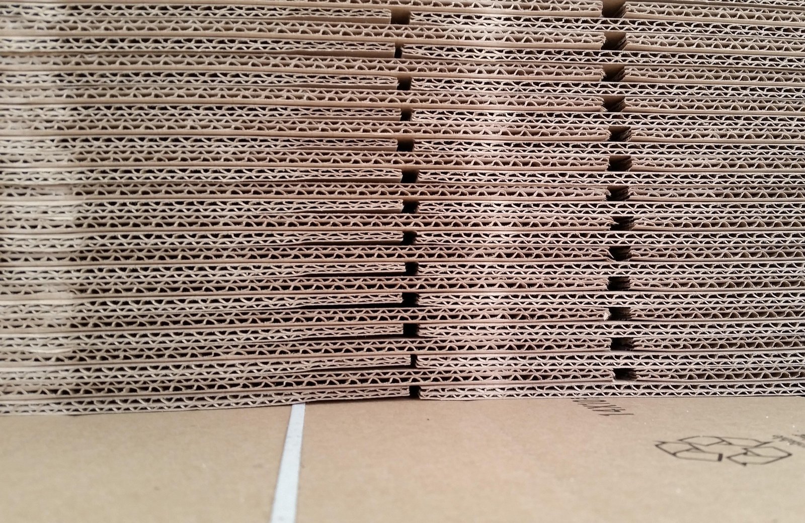 Corrugated Packaging Sheets & Boxes (3 Ply, 5 Ply, 7 Ply)