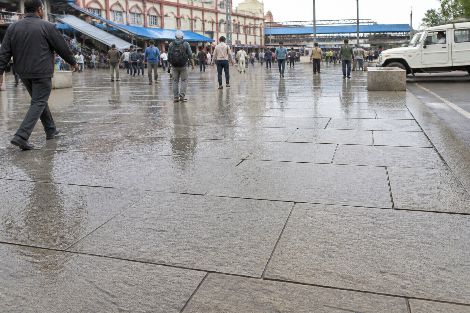 Export-Grade Indian Sandstone: Meeting ASTM and CE Standards for Large-Scale Exterior Municipal Paving