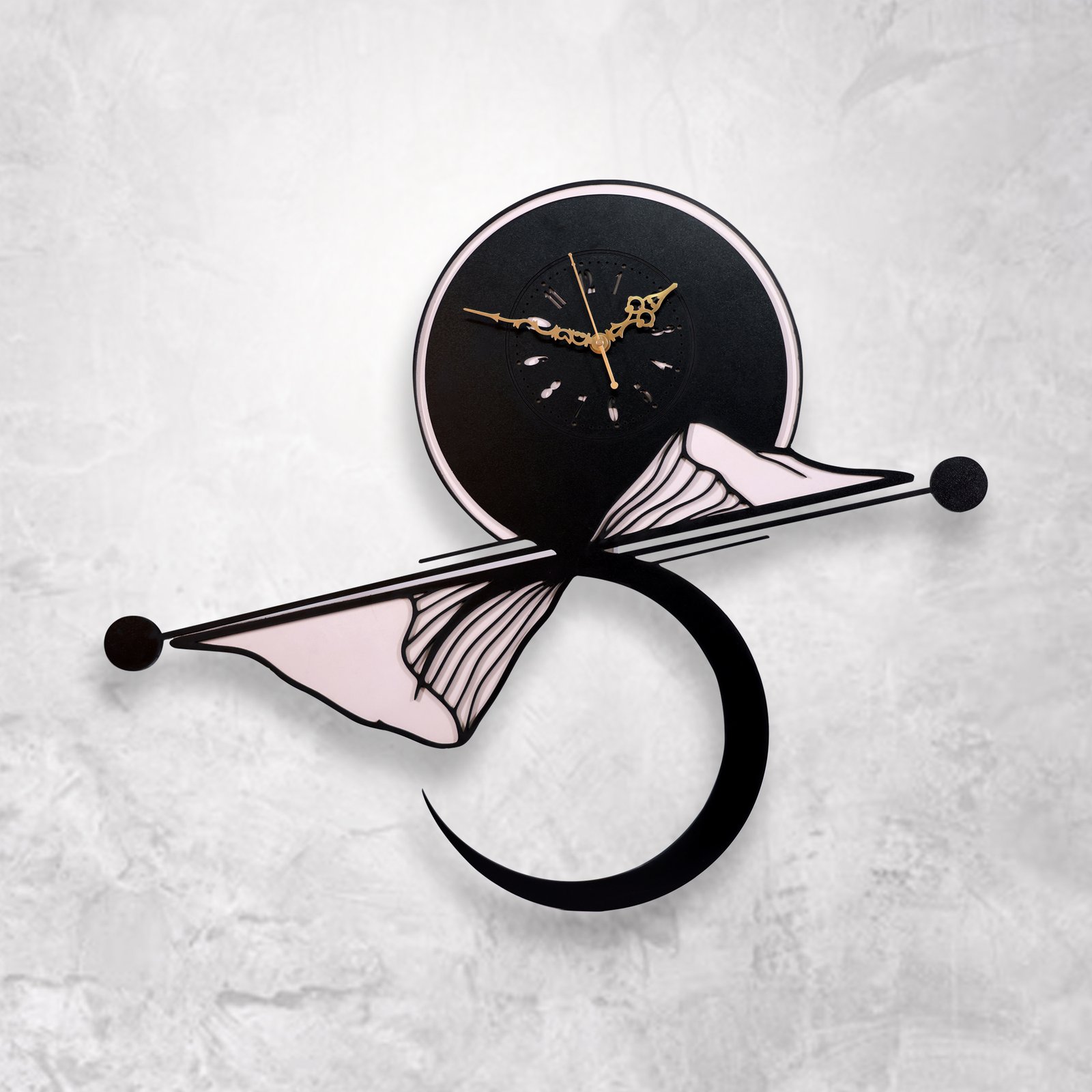 Netyex Decorative Butterfly Clock Brooch – Black & Gold Statement Accessory