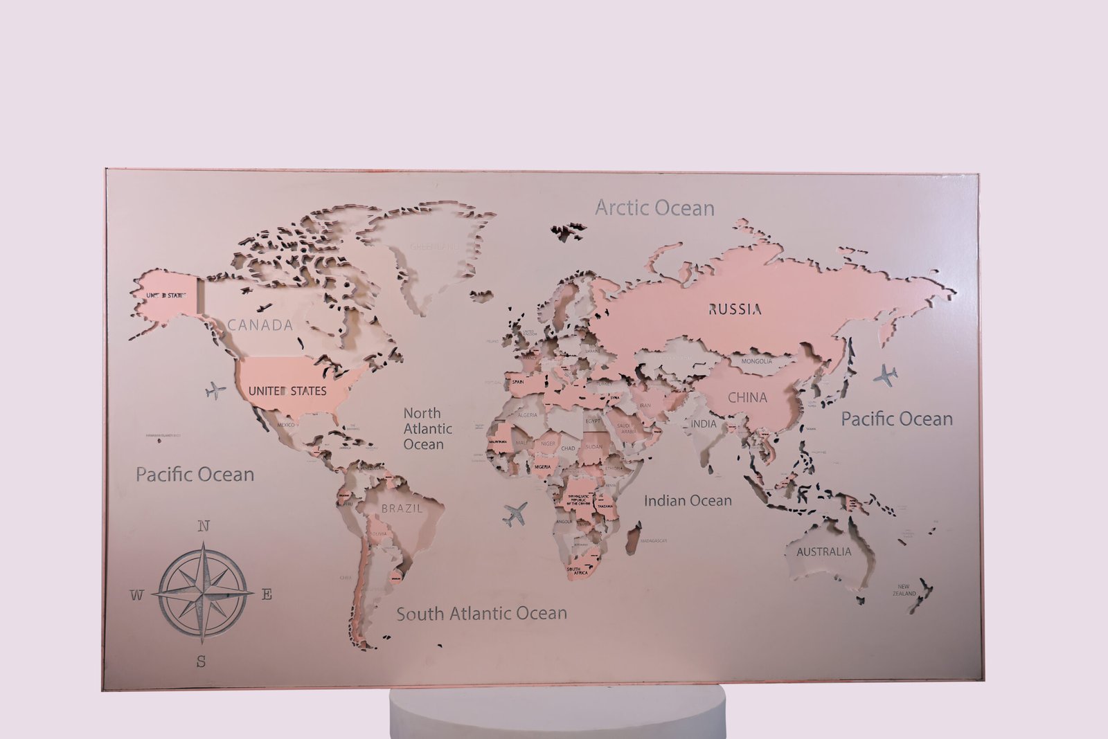 Rose Gold World Map Wall Décor