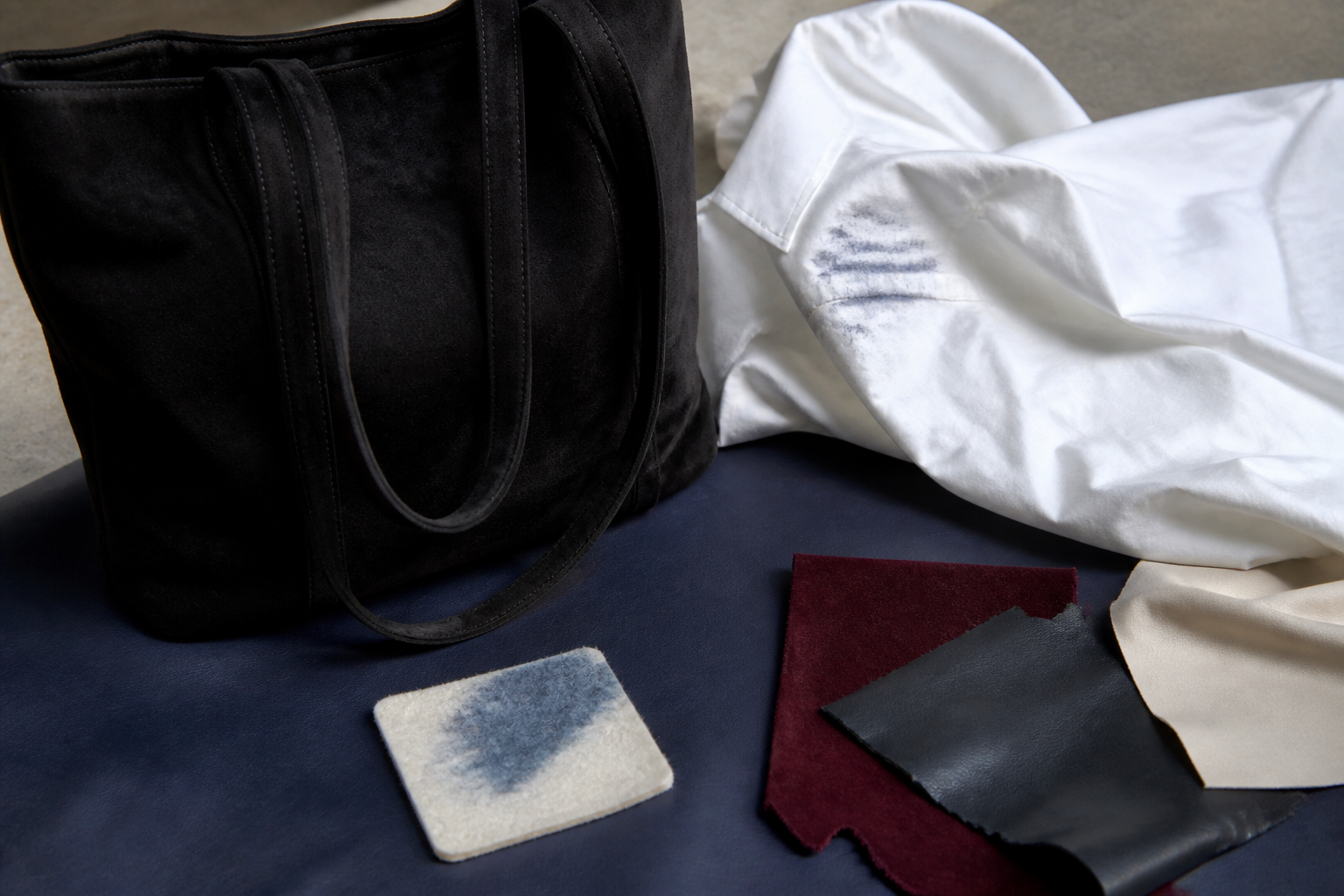 Auditing Veslic Rub Fastness: Preventing Color Transfer from Dark Suede and Aniline Leather